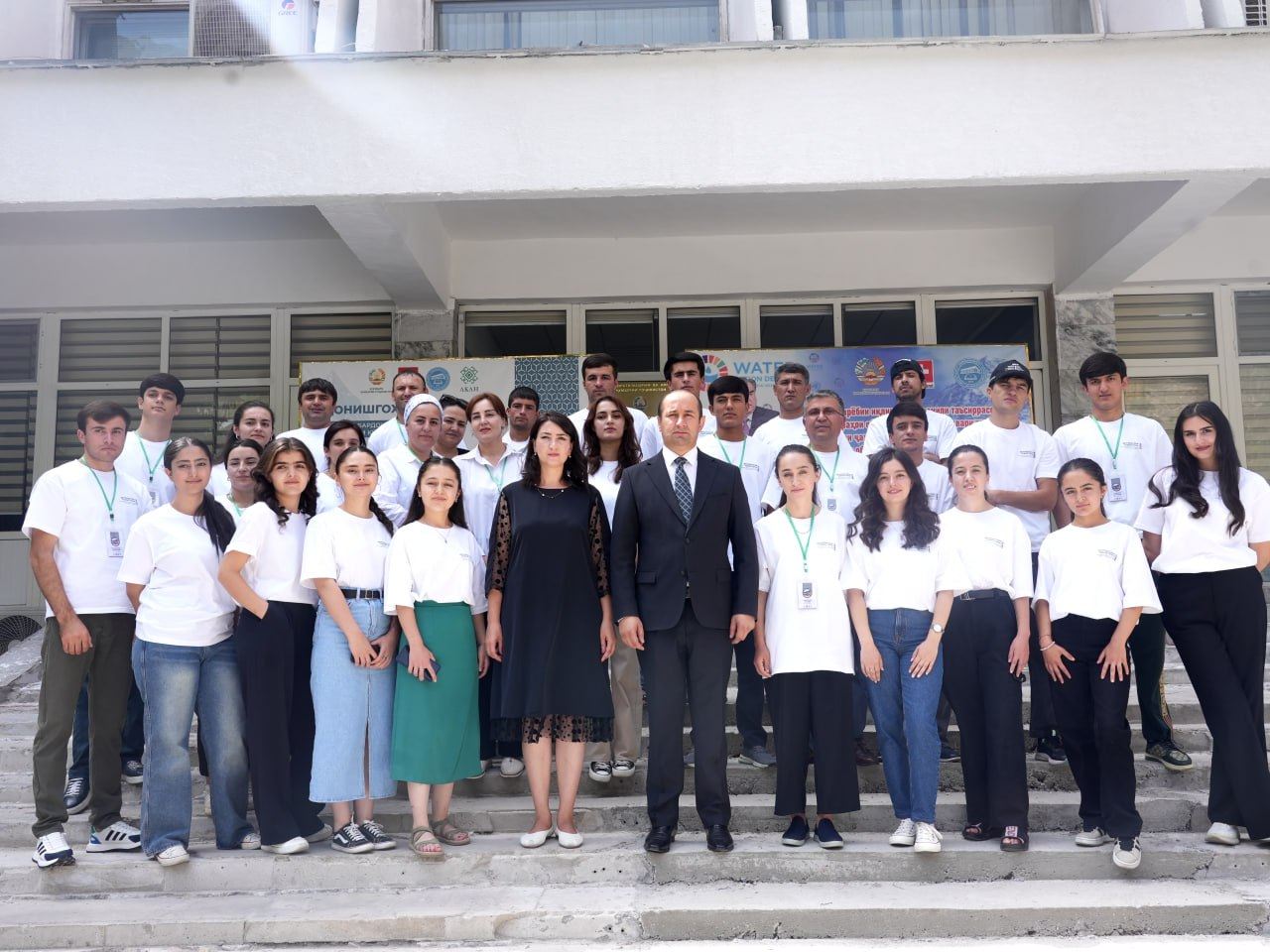 Applied learning environment in a mountain setting